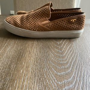 TORY Burch fashion sneaker